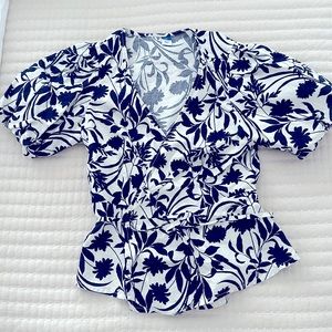 Old Navy extra small navy white floral wrap blouse